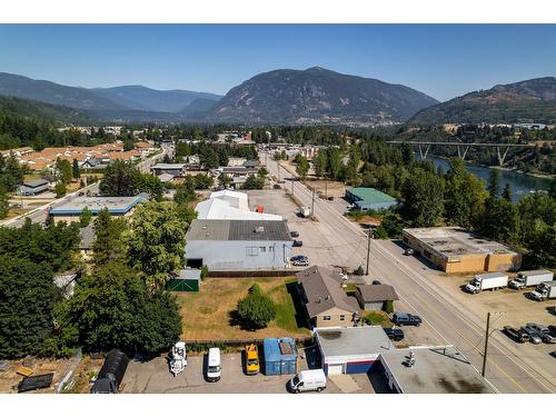 2250 6Th Avenue, South Castlegar, BC - Outdoor With View