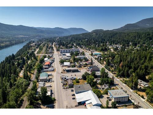 2250 6Th Avenue, South Castlegar, BC - Outdoor With View