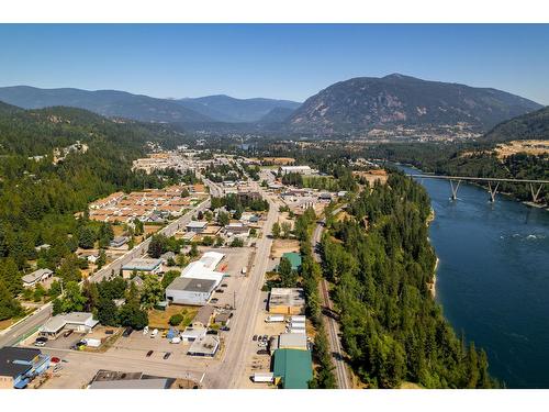 2250 6Th Avenue, South Castlegar, BC - Outdoor With Body Of Water With View