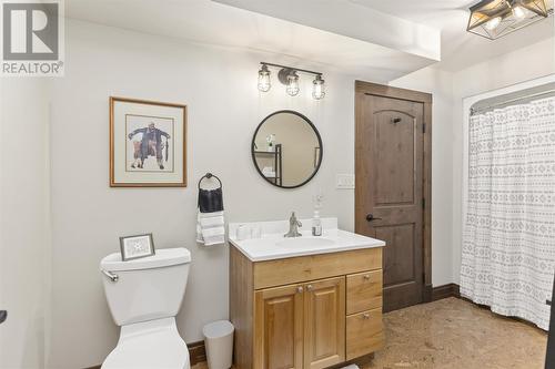 687 Finns Bay Rd N, Echo Bay, ON - Indoor Photo Showing Bathroom