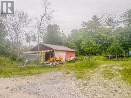 1049 S River Road, Whitefish Falls, ON 