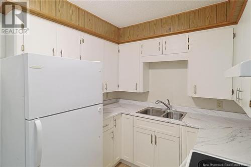 1822 Hanwell Road, Hanwell, NB - Indoor Photo Showing Kitchen With Double Sink