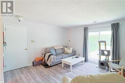 1822 Hanwell Road, Hanwell, NB - Indoor Photo Showing Living Room