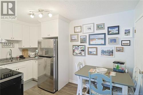 1822 Hanwell Road, Hanwell, NB - Indoor Photo Showing Kitchen With Double Sink