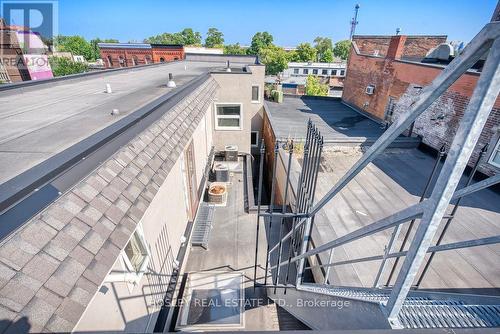 2909 Dundas Street W, Toronto (Junction Area), ON 