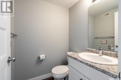 5616 Glide Crescent, Regina, SK - Indoor Photo Showing Bathroom