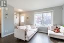 5616 Glide Crescent, Regina, SK  - Indoor Photo Showing Living Room 