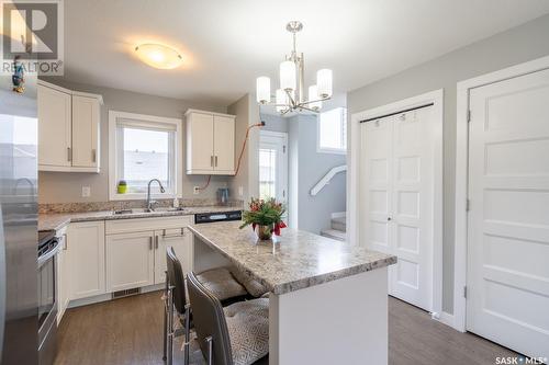 5616 Glide Crescent, Regina, SK - Indoor Photo Showing Kitchen