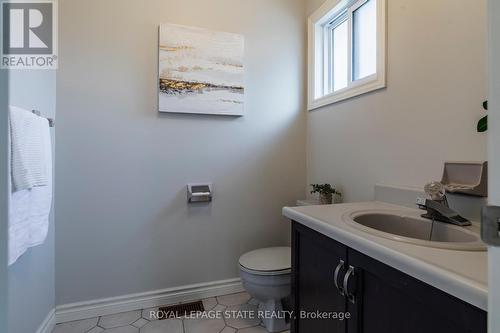 9 - 1475 Upper Gage Avenue, Hamilton (Templemead), ON - Indoor Photo Showing Bathroom