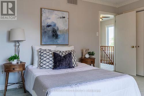 9 - 1475 Upper Gage Avenue, Hamilton (Templemead), ON - Indoor Photo Showing Bedroom