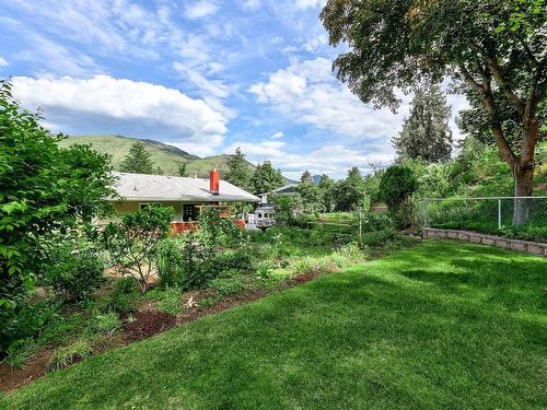 2498 Parkview Drive, Kamloops, BC - Outdoor