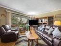 2498 Parkview Drive, Kamloops, BC  - Indoor Photo Showing Living Room 