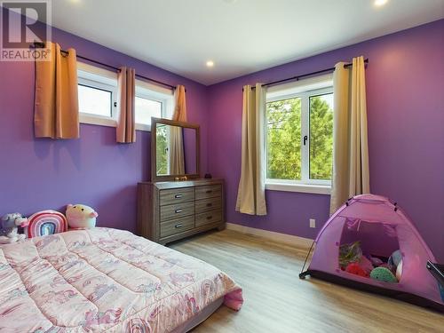 140 Grizzly Place, Osoyoos, BC - Indoor Photo Showing Bedroom