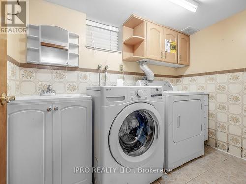 22 Holmesdale Crescent, Toronto (Caledonia-Fairbank), ON - Indoor Photo Showing Laundry Room