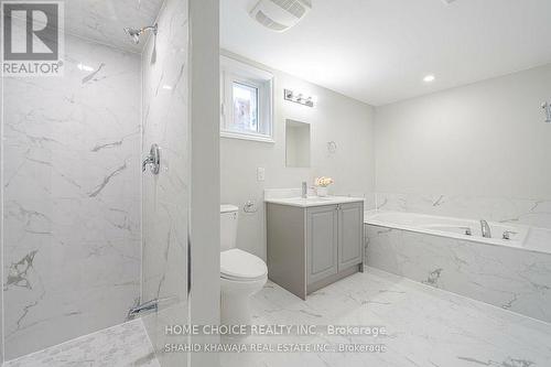 8 - 487 Aztec Drive, Oshawa, ON - Indoor Photo Showing Bathroom