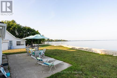 15 Mohawk Point Road, Haldimand, ON - Outdoor With Body Of Water