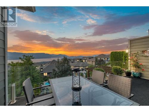 856 Hewetson Avenue, Kelowna, BC - Outdoor With View