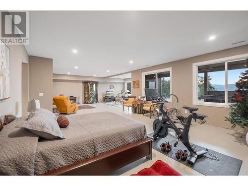 856 Hewetson Avenue, Kelowna, BC - Indoor Photo Showing Bedroom