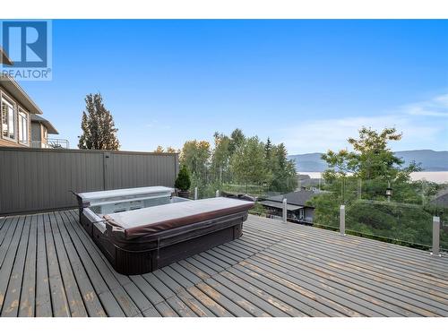 856 Hewetson Avenue, Kelowna, BC - Outdoor With Deck Patio Veranda