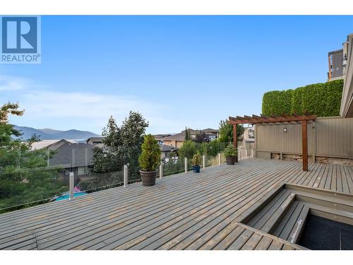 856 Hewetson Avenue, Kelowna, BC - Outdoor With Deck Patio Veranda