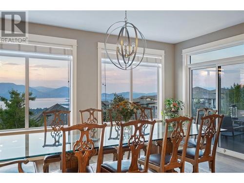 856 Hewetson Avenue, Kelowna, BC - Indoor Photo Showing Dining Room