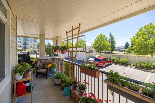 113-1350 Ridgeway Drive, Kelowna, BC - Outdoor With Deck Patio Veranda With Exterior