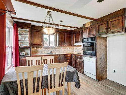 Kitchen - 340 Rue Hurteau, Saint-Anicet, QC - Indoor