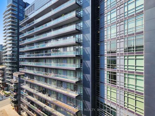 1012-600 Fleet St, Toronto, ON - Outdoor