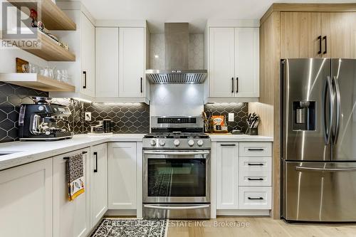 3 Halam Avenue, Hamilton (Burkholme), ON - Indoor Photo Showing Kitchen With Double Sink With Upgraded Kitchen