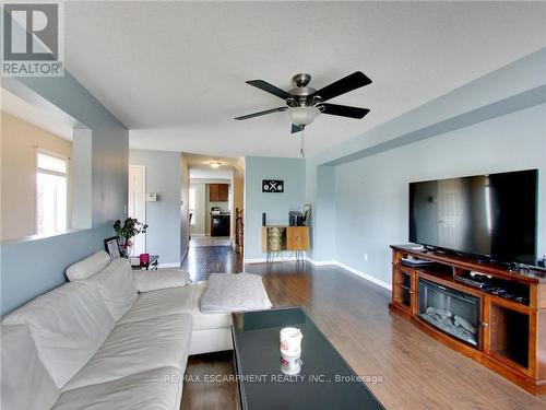 23 - 151 Green Road, Hamilton (Stoney Creek), ON - Indoor Photo Showing Living Room