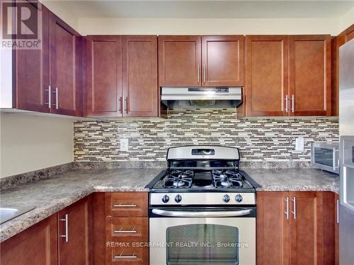 23 - 151 Green Road, Hamilton (Stoney Creek), ON - Indoor Photo Showing Kitchen