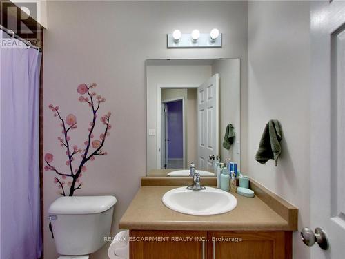 23 - 151 Green Road, Hamilton (Stoney Creek), ON - Indoor Photo Showing Bathroom