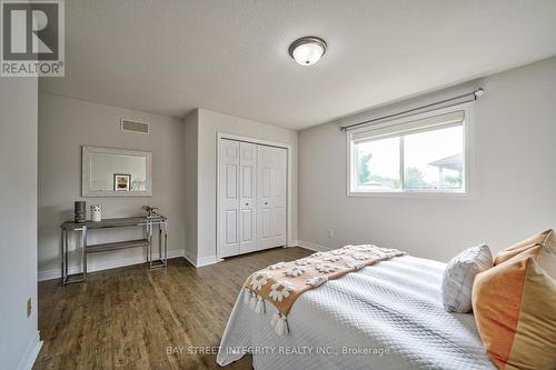 95 Mcguiness Drive, Brantford, ON - Indoor Photo Showing Bedroom