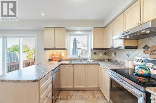 30 Silo Court, Brampton, ON - Indoor Photo Showing Kitchen With Double Sink