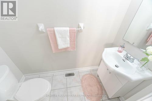 30 Silo Court, Brampton, ON - Indoor Photo Showing Bathroom