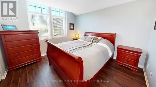 140 Rossmore Court, London, ON - Indoor Photo Showing Bedroom