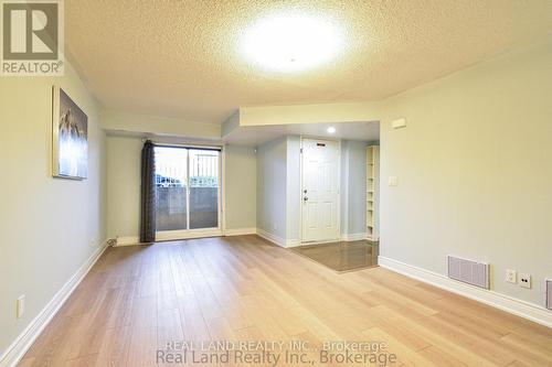 27 Sunrise Drive, Markham (Milliken Mills East), ON - Indoor Photo Showing Other Room