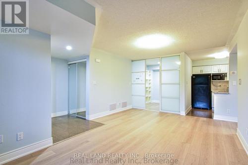 27 Sunrise Drive, Markham (Milliken Mills East), ON - Indoor Photo Showing Other Room