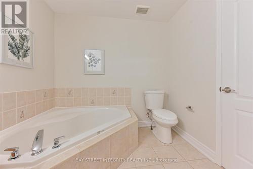 4 - 1489 Heritage Way, Oakville (Glen Abbey), ON - Indoor Photo Showing Bathroom