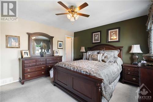 78 Hummingbird Crescent, Ottawa, ON - Indoor Photo Showing Bedroom