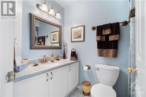 78 Hummingbird Crescent, Ottawa, ON - Indoor Photo Showing Bathroom