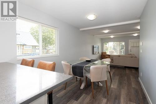 3965 Triumph Street, Burnaby, BC - Indoor Photo Showing Dining Room