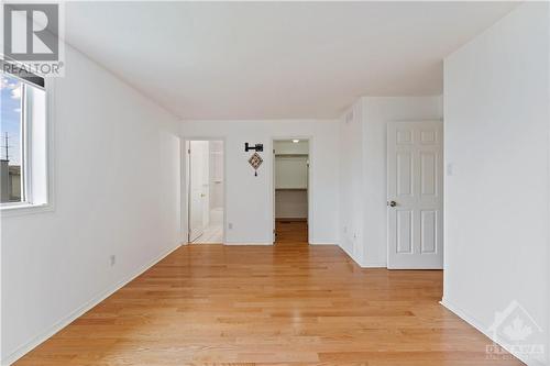 2112 Gardenway Drive, Ottawa, ON - Indoor Photo Showing Other Room