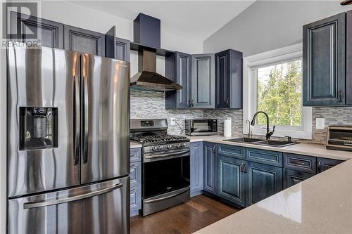 14035 Willbruck Drive, Morrisburg, ON - Indoor Photo Showing Kitchen With Double Sink With Upgraded Kitchen