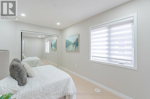 47 Baycliffe Crescent, Brampton (Northwest Brampton), ON - Indoor Photo Showing Bedroom