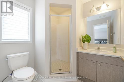 47 Baycliffe Crescent, Brampton (Northwest Brampton), ON - Indoor Photo Showing Bathroom