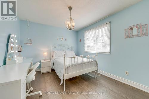 2830 Andorra Circle, Mississauga (Meadowvale), ON - Indoor Photo Showing Bedroom