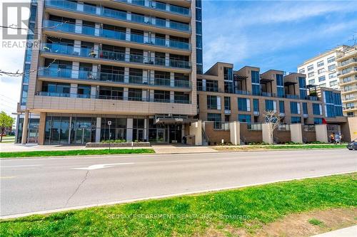 404 - 1940 Ironstone Drive, Burlington (Uptown), ON - Outdoor With Balcony With Facade