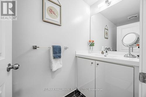 1704 - 105 George Street, Toronto (Moss Park), ON - Indoor Photo Showing Bathroom