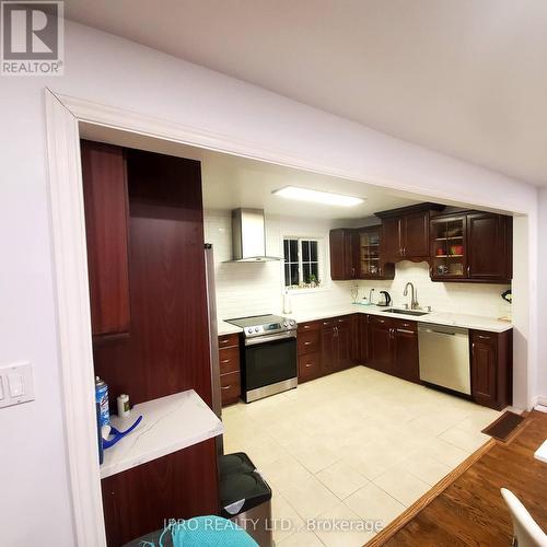 16 Cresthaven Drive, Toronto (Hillcrest Village), ON - Indoor Photo Showing Kitchen